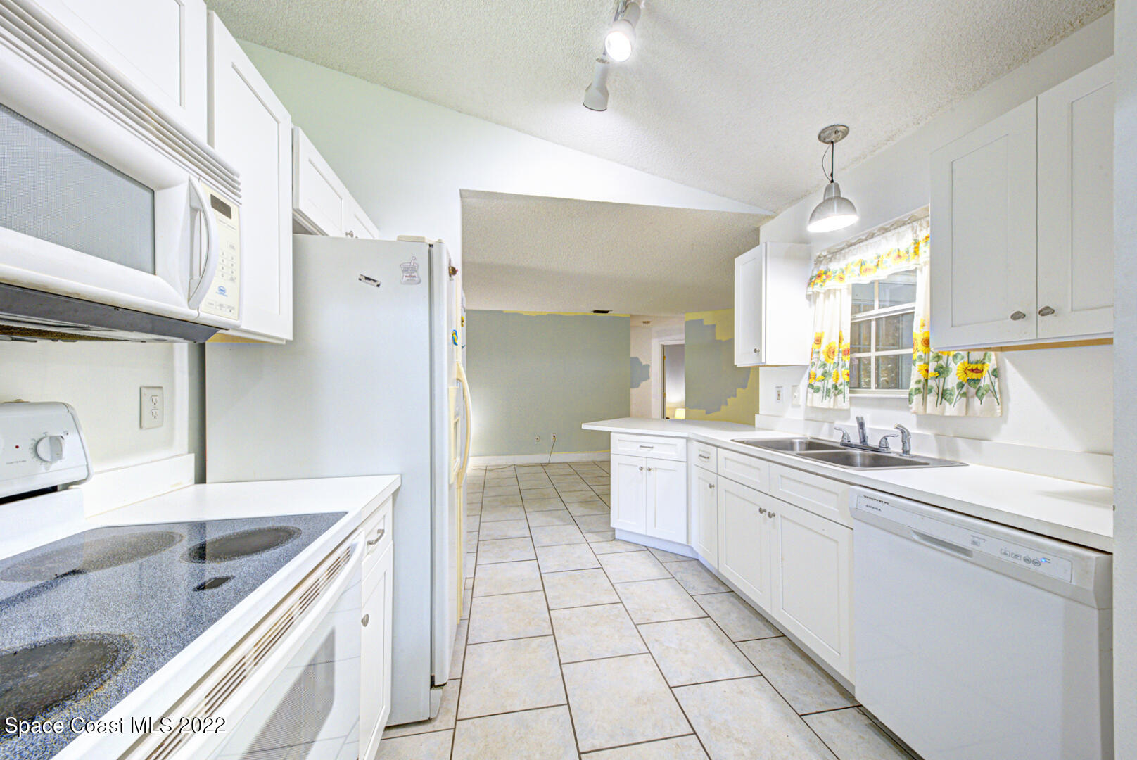 6457 Hunt Road Cocoa, FL 32927 - Photo 18 of 36 kitchen