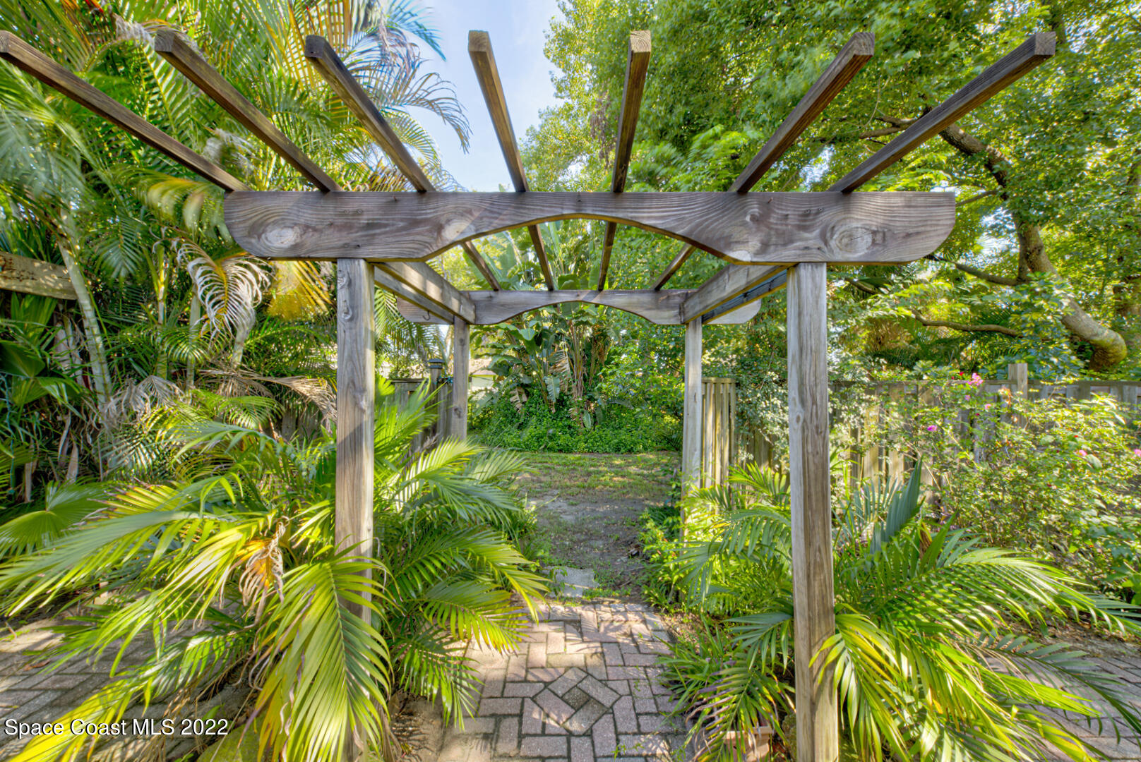 6457 Hunt Road Cocoa, FL 32927 - Photo 30 of 36 trellis