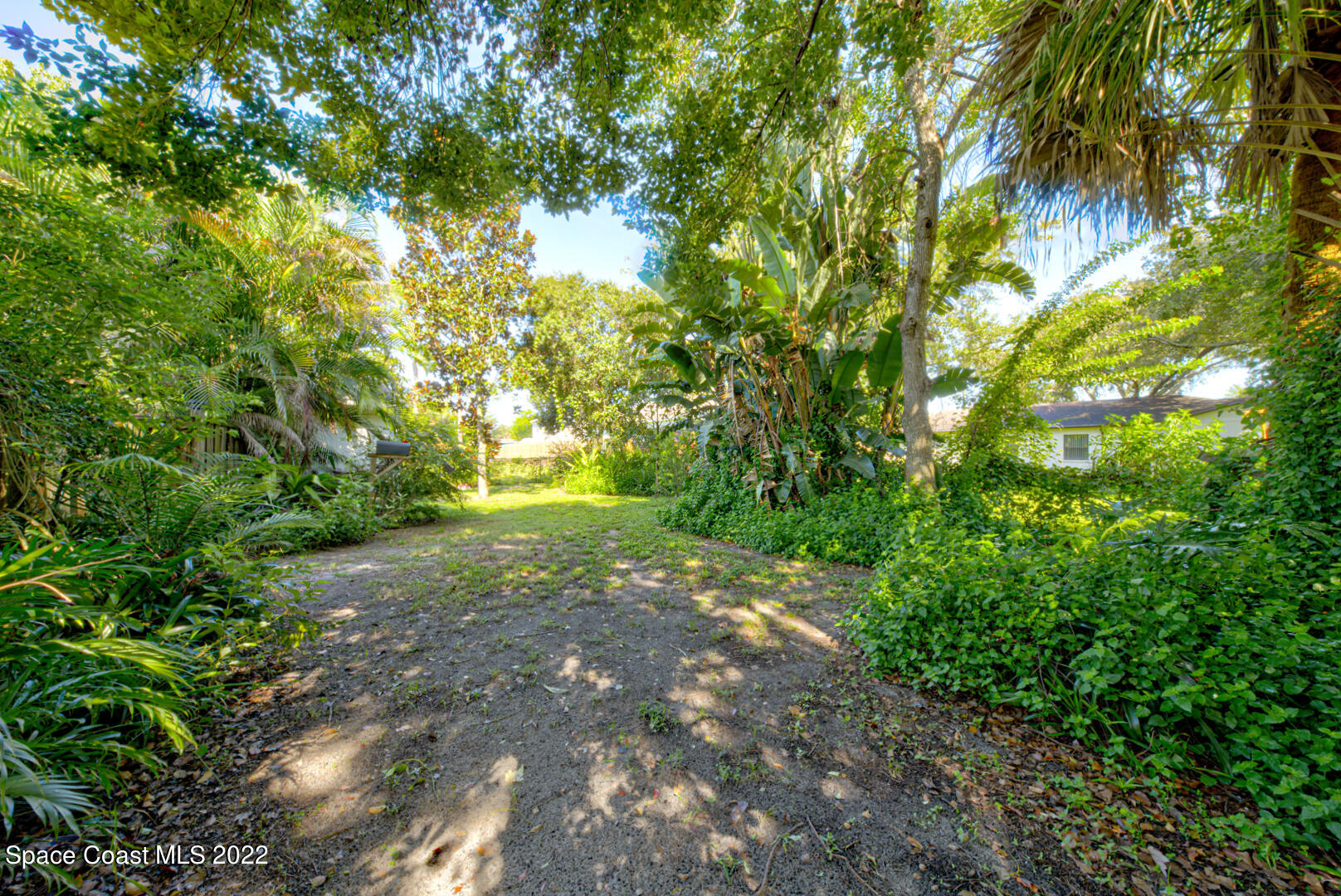 6457 Hunt Road Cocoa, FL 32927 - Photo 31 of 36 backyard