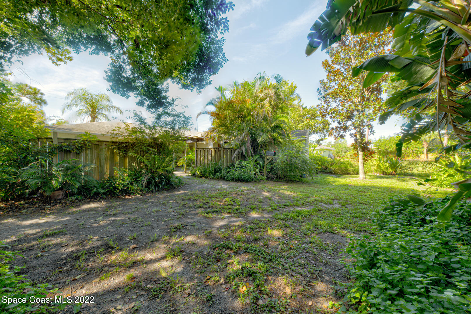 6457 Hunt Road Cocoa, FL 32927 - Photo 33 of 36 backyard garden