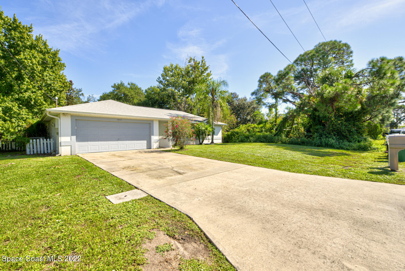 6457 Hunt Road Cocoa, FL 32927 - Photo 36 of 36 front yard left