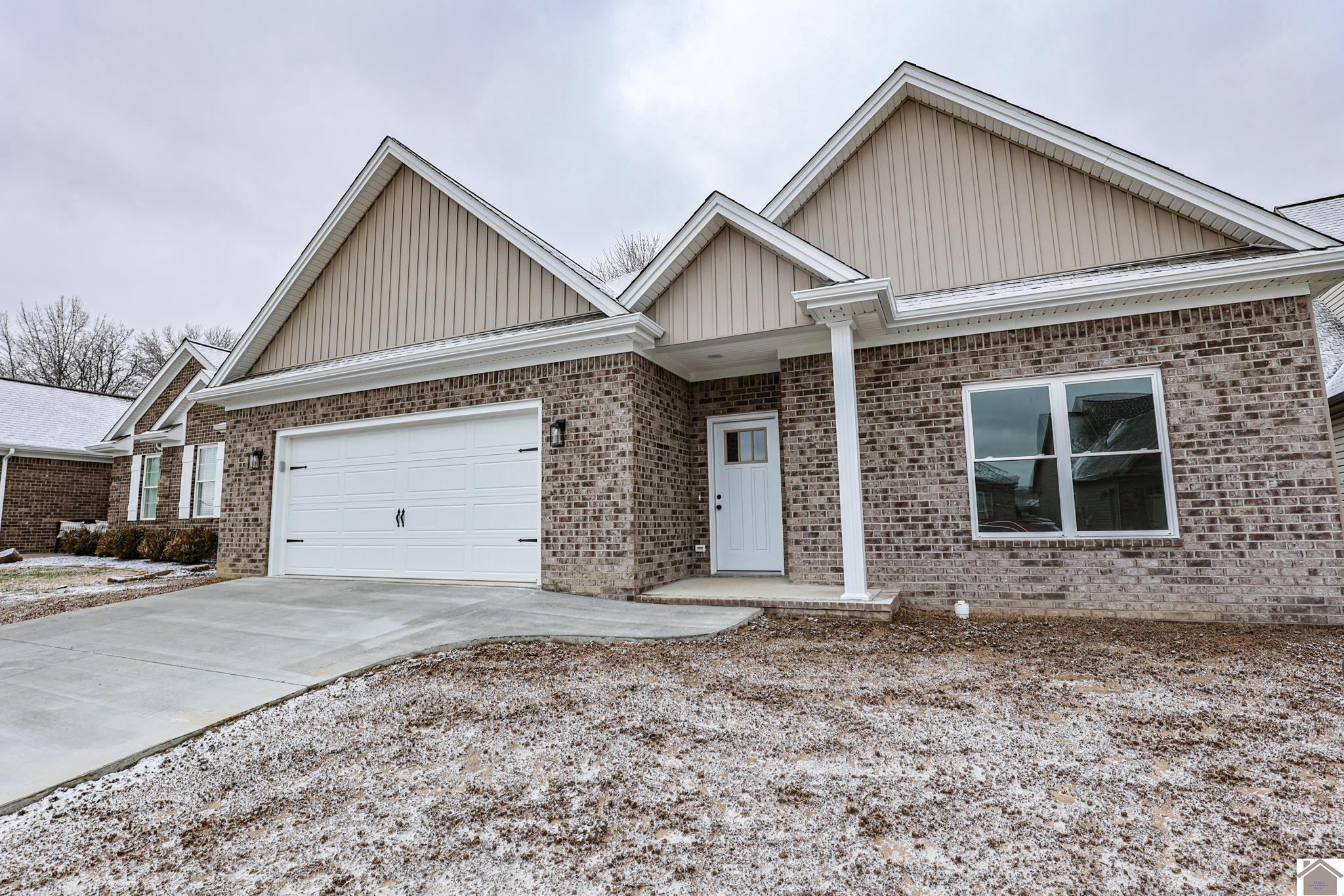 5349 Shelldrake Lane Paducah, KY 42001 - Photo 2 of 35 Front Exterior
