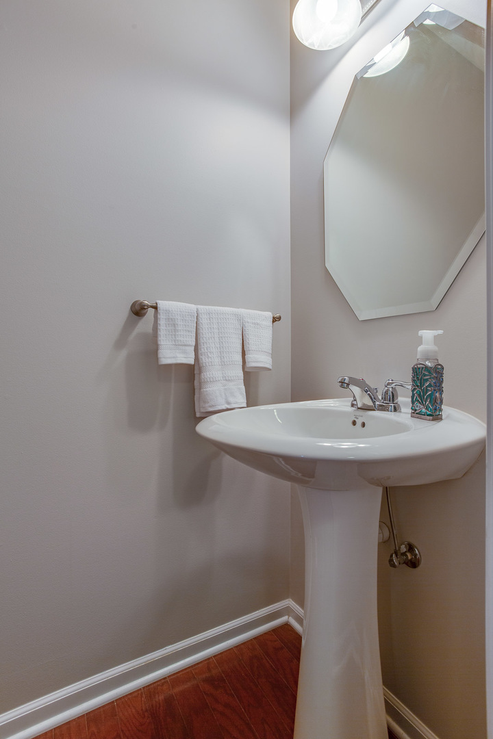 2880 Church Road Aurora, IL 60502 - Photo 12 of 28