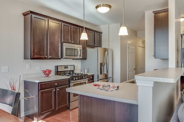2880 Church Road Aurora, IL 60502 - Photo 7 of 28