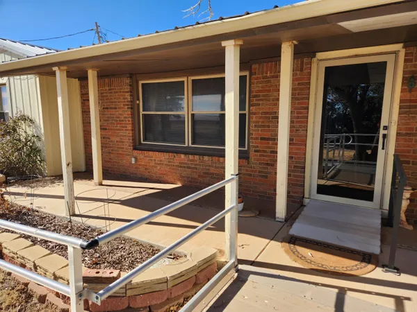 $220,000 | 2830 Farm To Market Road 1490, Littlefield, TX 79339