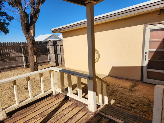 $220,000 | 2830 Farm To Market Road 1490, Littlefield, TX 79339