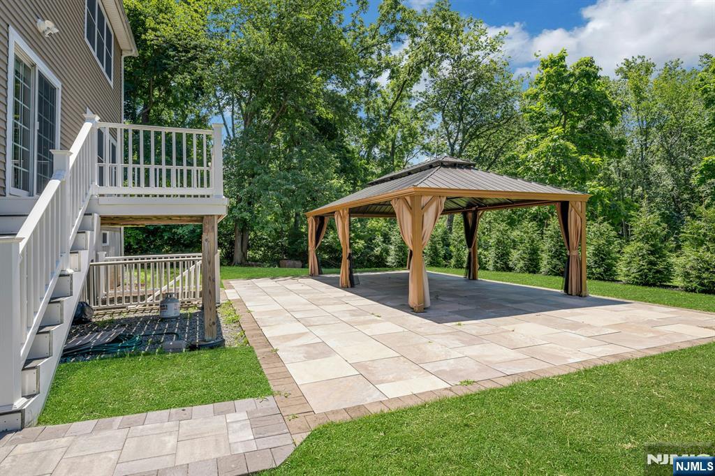 1364 Tabor Road Morris Plains, NJ 07950 - Photo 34 of 35