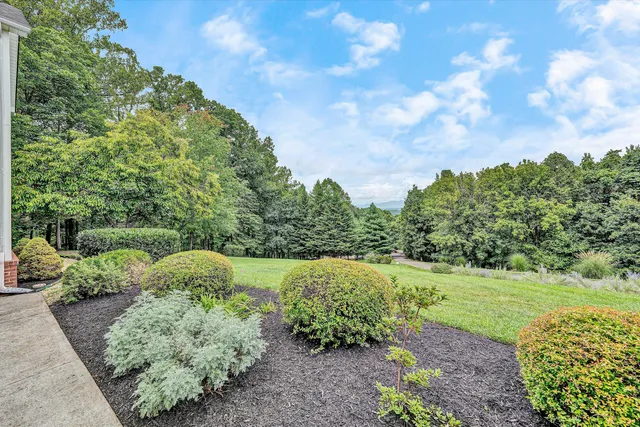 $800,000 | 8995 Jubal Early Highway, Roanoke, VA 24014