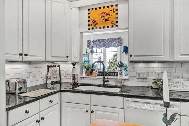 $800,000 | 8995 Jubal Early Highway, Roanoke, VA 24014