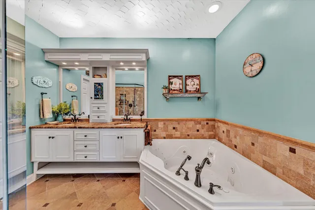 $800,000 | 8995 Jubal Early Highway, Roanoke, VA 24014