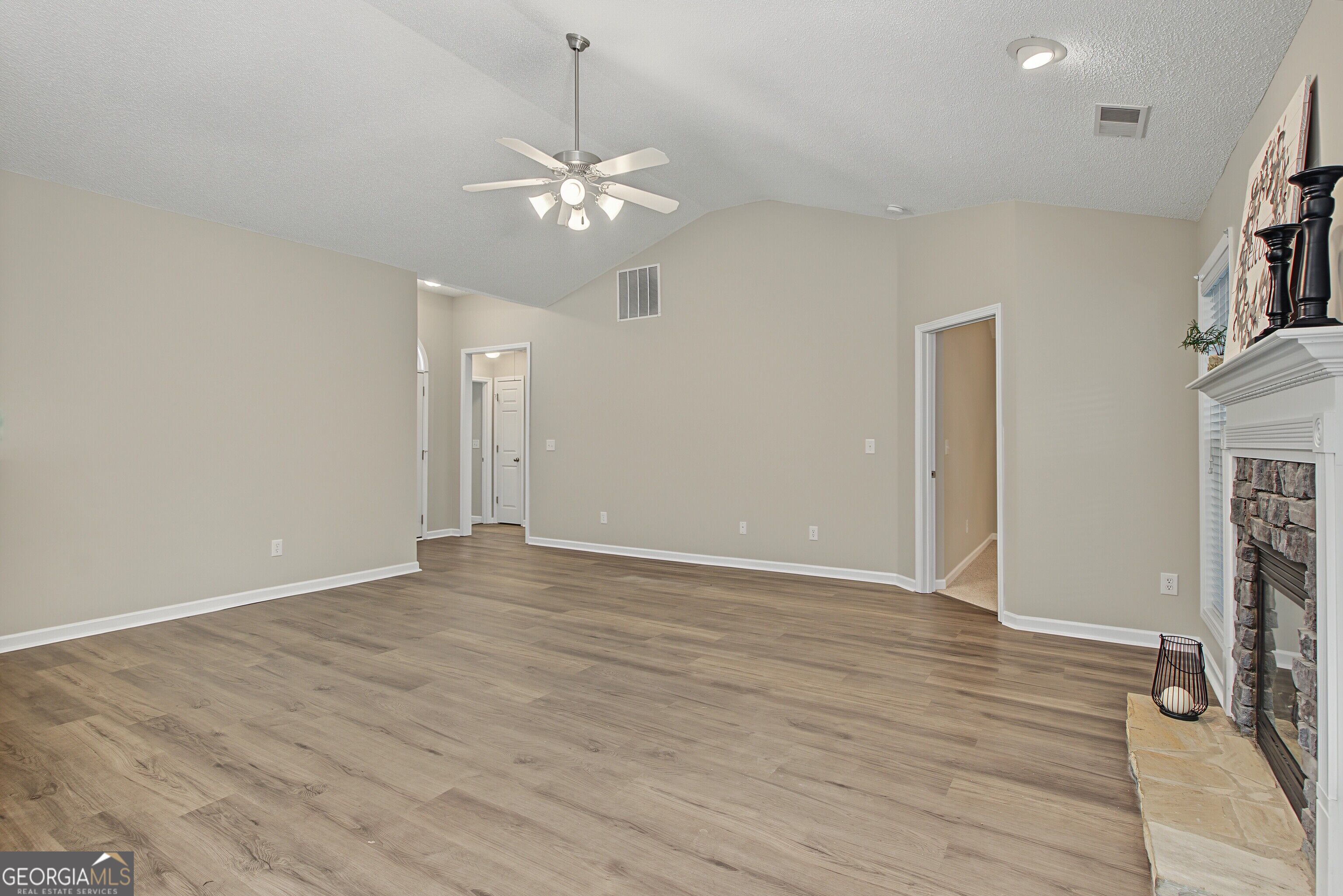 70 Green Spring Newnan, GA 30265 - Photo 11 of 64 Gallery Image 11