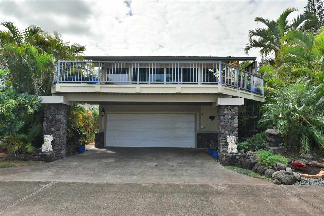 5045 Lower Honoapiilani Road, Unit HOUSE #5 Lahaina, HI 96761 - Photo 6 of 30 a house view with a garden space