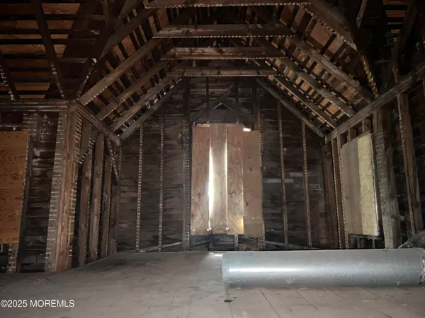a view of backyard with hardwood