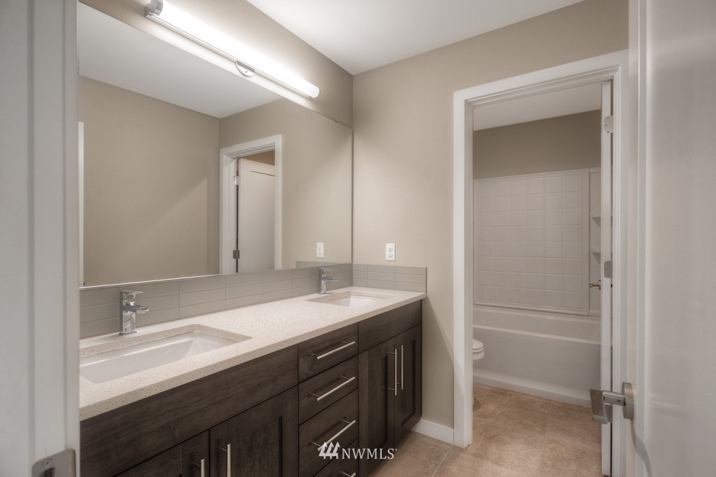 122 236th Place Southeast, Unit 8 Bothell, WA 98021 - Photo 13 of 22