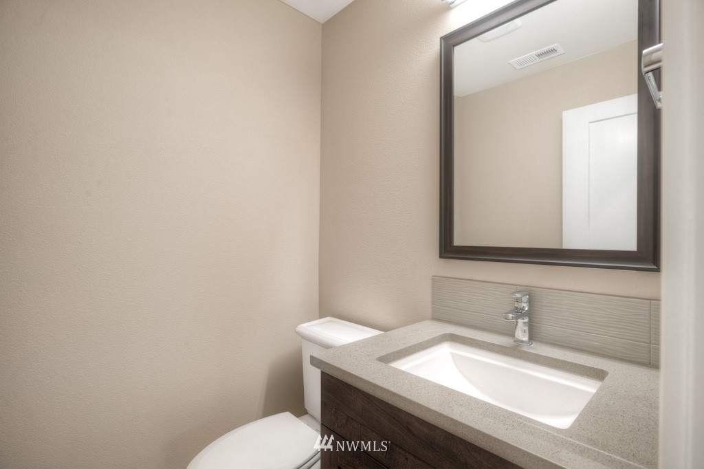 122 236th Place Southeast, Unit 8 Bothell, WA 98021 - Photo 6 of 22