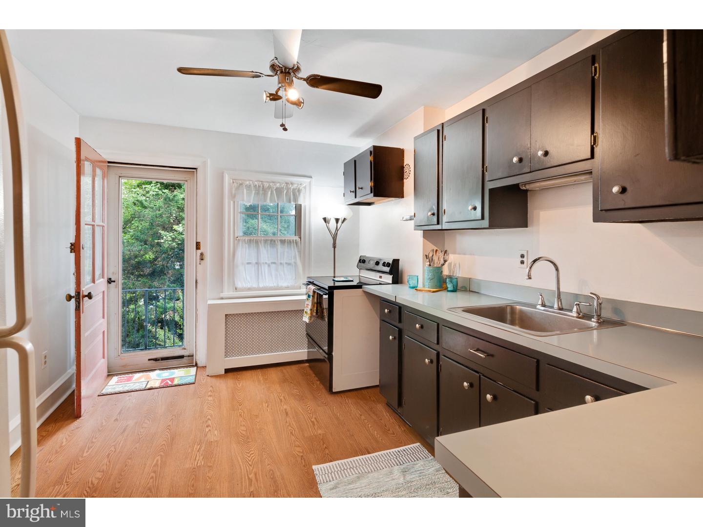 1290 Welsh Road Huntingdon Valley, PA 19006 - Photo 11 of 25 Kitchen