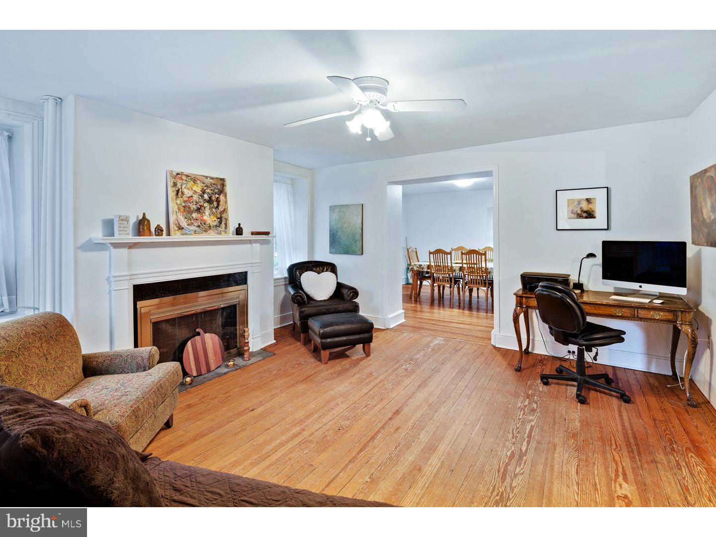 1290 Welsh Road Huntingdon Valley, PA 19006 - Photo 6 of 25 Living Room