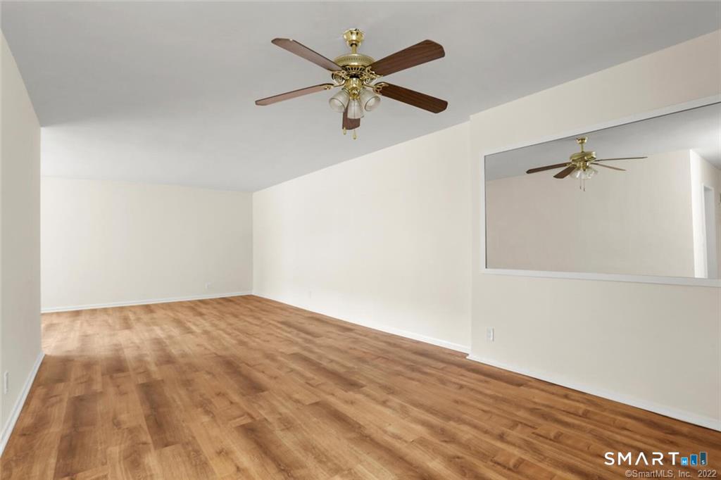 39 Glenbrook Road, Unit 3P Stamford, CT 06902 - Photo 4 of 15