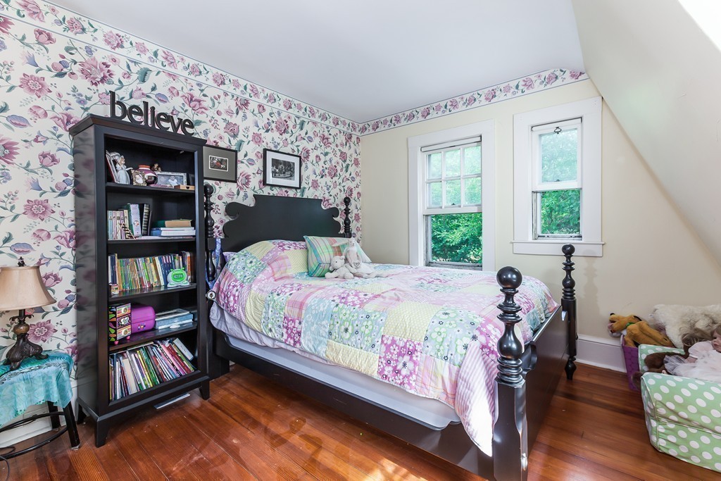 64 Standish Street Duxbury, MA 02332 - Photo 11 of 24