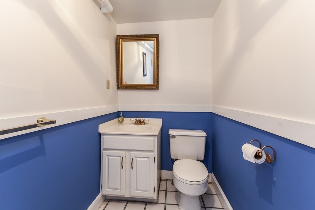 64 Standish Street Duxbury, MA 02332 - Photo 18 of 24