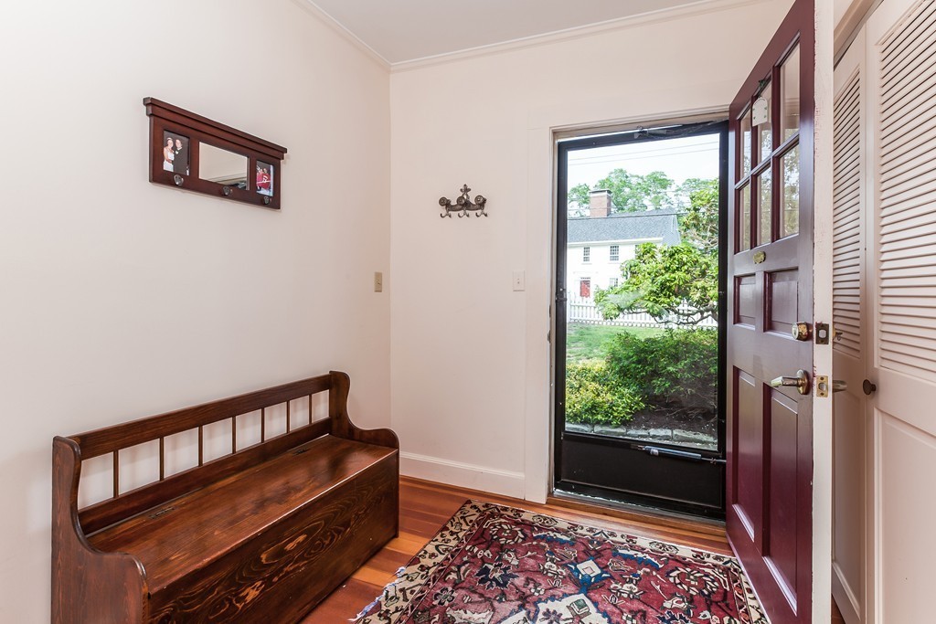 64 Standish Street Duxbury, MA 02332 - Photo 7 of 24