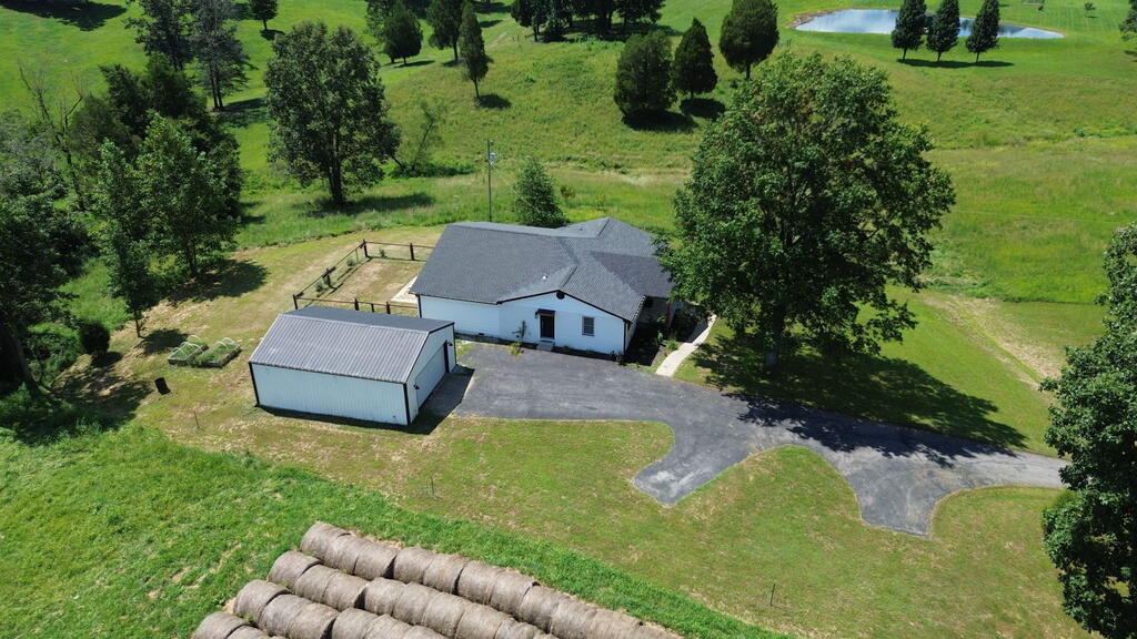 585 Roscoe Veazey Road Manitou, KY 42436 - Photo 52 of 54 Gallery Image 52