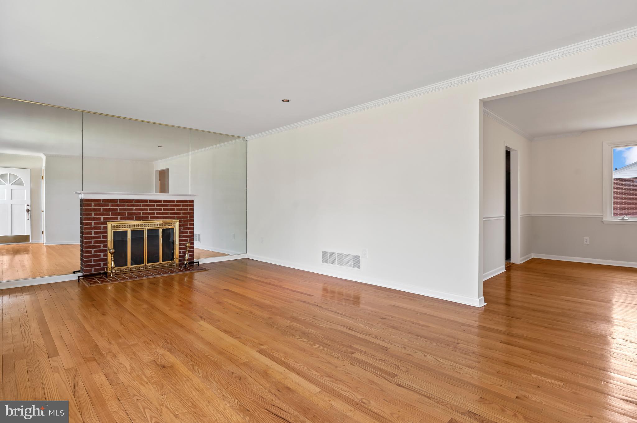 9401 Dawnvale Road Nottingham, MD 21236 - Photo 12 of 68