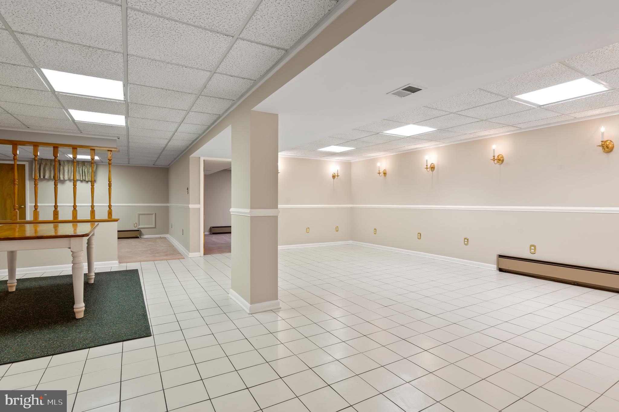 9401 Dawnvale Road Nottingham, MD 21236 - Photo 40 of 68