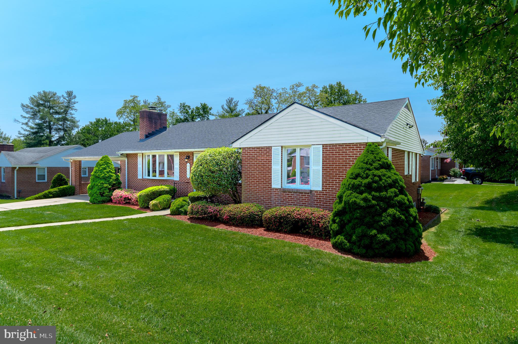 9401 Dawnvale Road Nottingham, MD 21236 - Photo 6 of 68
