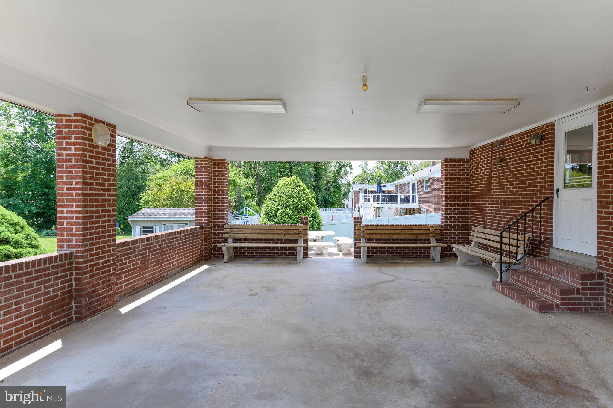 9401 Dawnvale Road Nottingham, MD 21236 - Photo 10 of 68