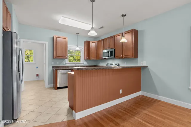 $565,000 | 601 Viccars Lane, Manteo, NC 27954