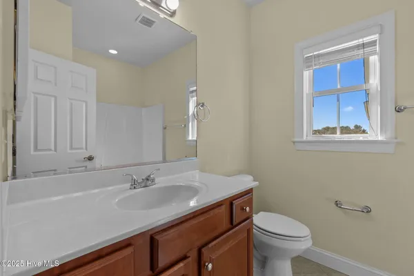 $559,900 | 601 Viccars Lane, Manteo, NC 27954