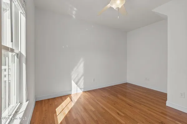 $559,900 | 601 Viccars Lane, Manteo, NC 27954