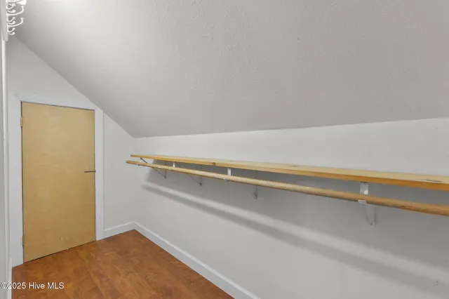 $565,000 | 601 Viccars Lane, Manteo, NC 27954