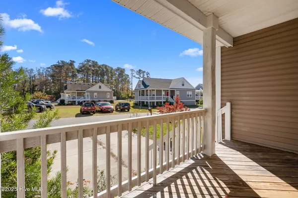 $559,900 | 601 Viccars Lane, Manteo, NC 27954