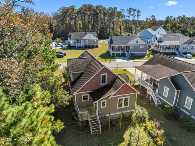 $565,000 | 601 Viccars Lane, Manteo, NC 27954