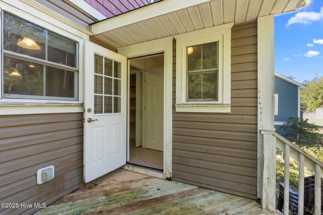 $565,000 | 601 Viccars Lane, Manteo, NC 27954