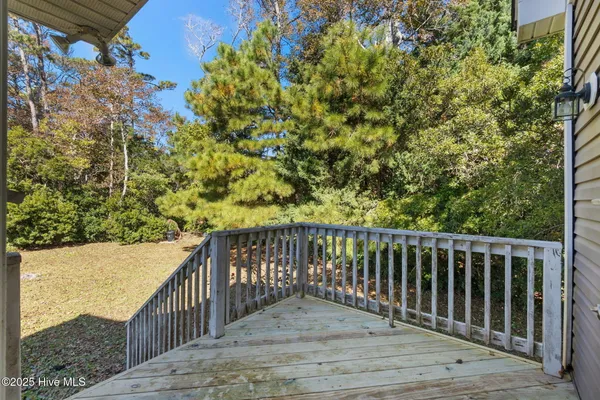 $559,900 | 601 Viccars Lane, Manteo, NC 27954