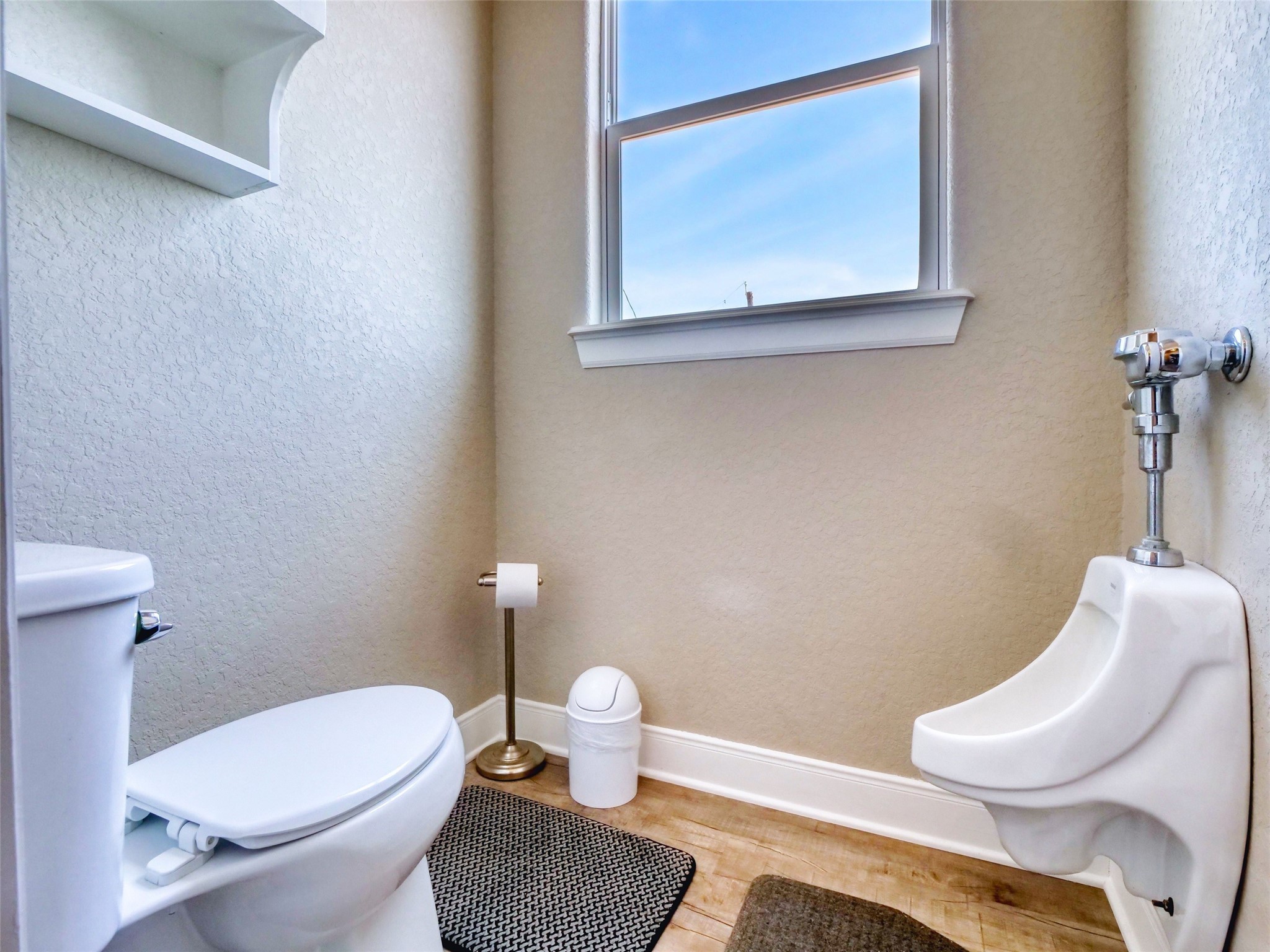 107 Yucca Avenue Surfside Beach, TX 77541 - Photo 17 of 49 Downstairs 1/2 Bath