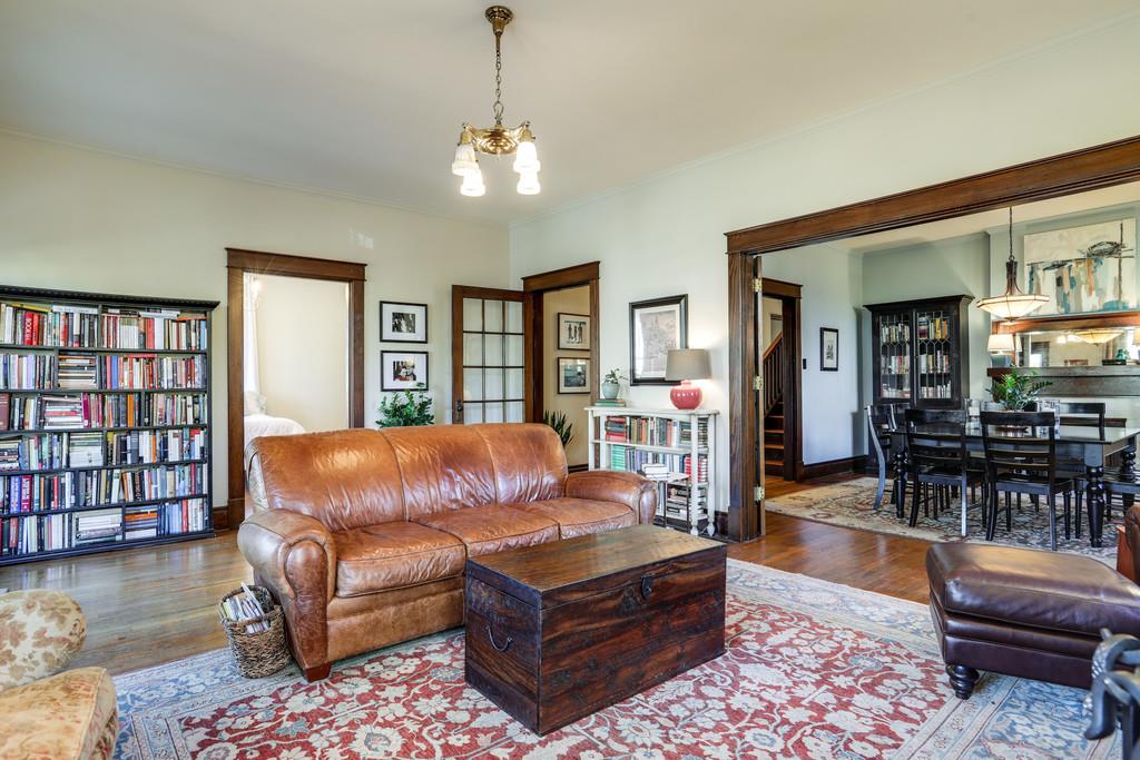 422 Murfreesboro Road Franklin, TN 37064 - Photo 8 of 30 Gallery Image 8
