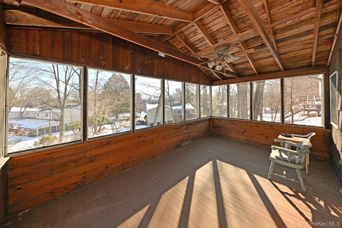 7 Lexington Road New City, NY 10956 - Photo 16 of 36 Unfurnished sunroom featuring ceiling fan