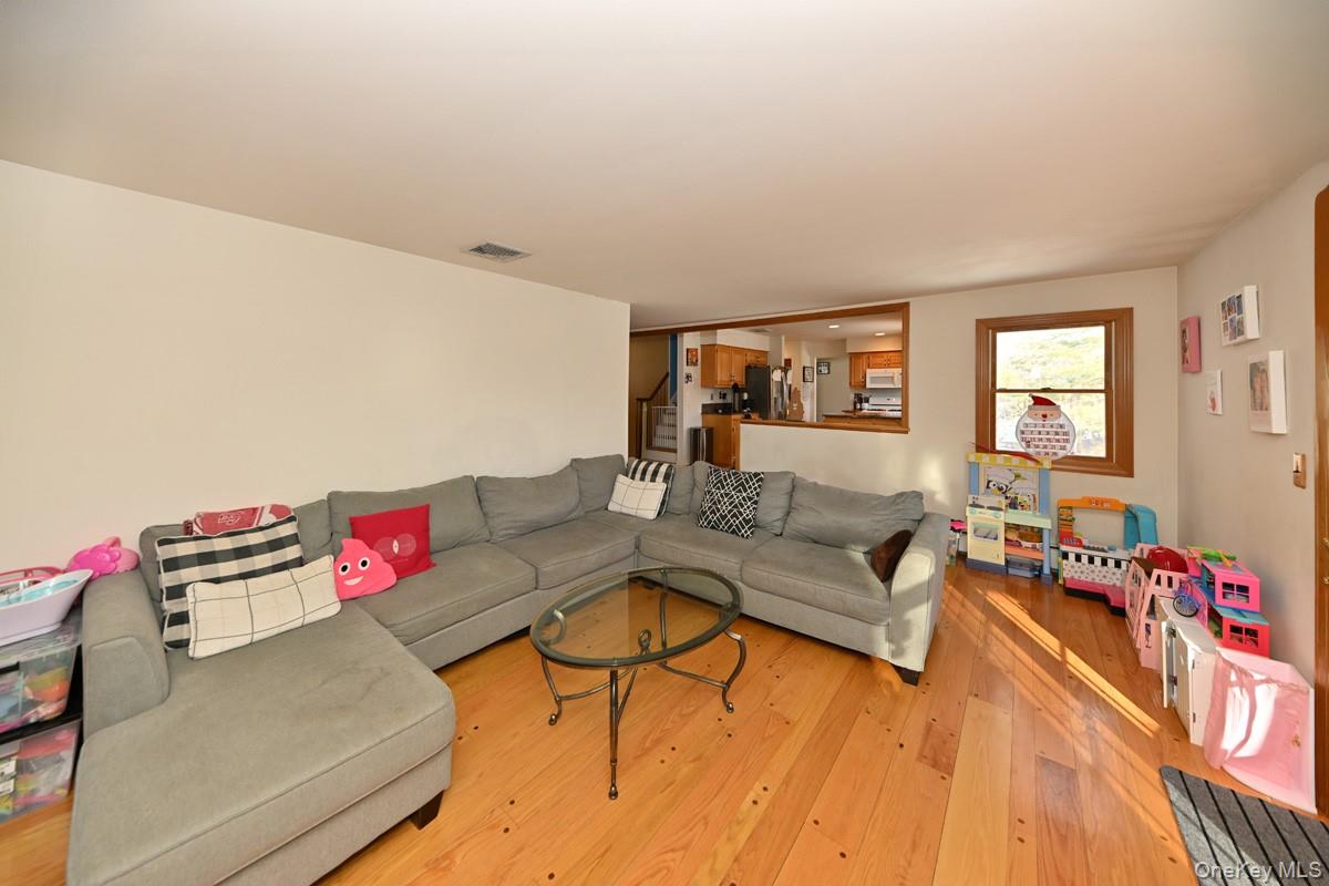 7 Lexington Road New City, NY 10956 - Photo 20 of 36 Living room featuring hardwood / wood-style flooring