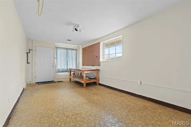 $170,000 | 2051 Goodale Avenue, St. Louis, MO 63114