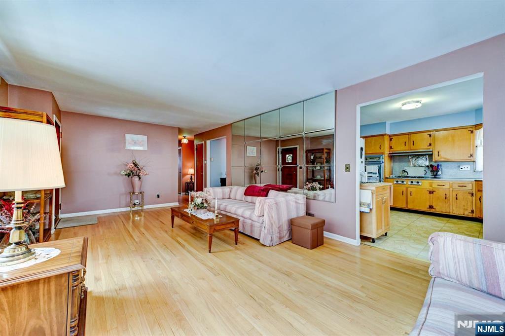 176 Pompton Road Haledon, NJ 07508 - Photo 12 of 35