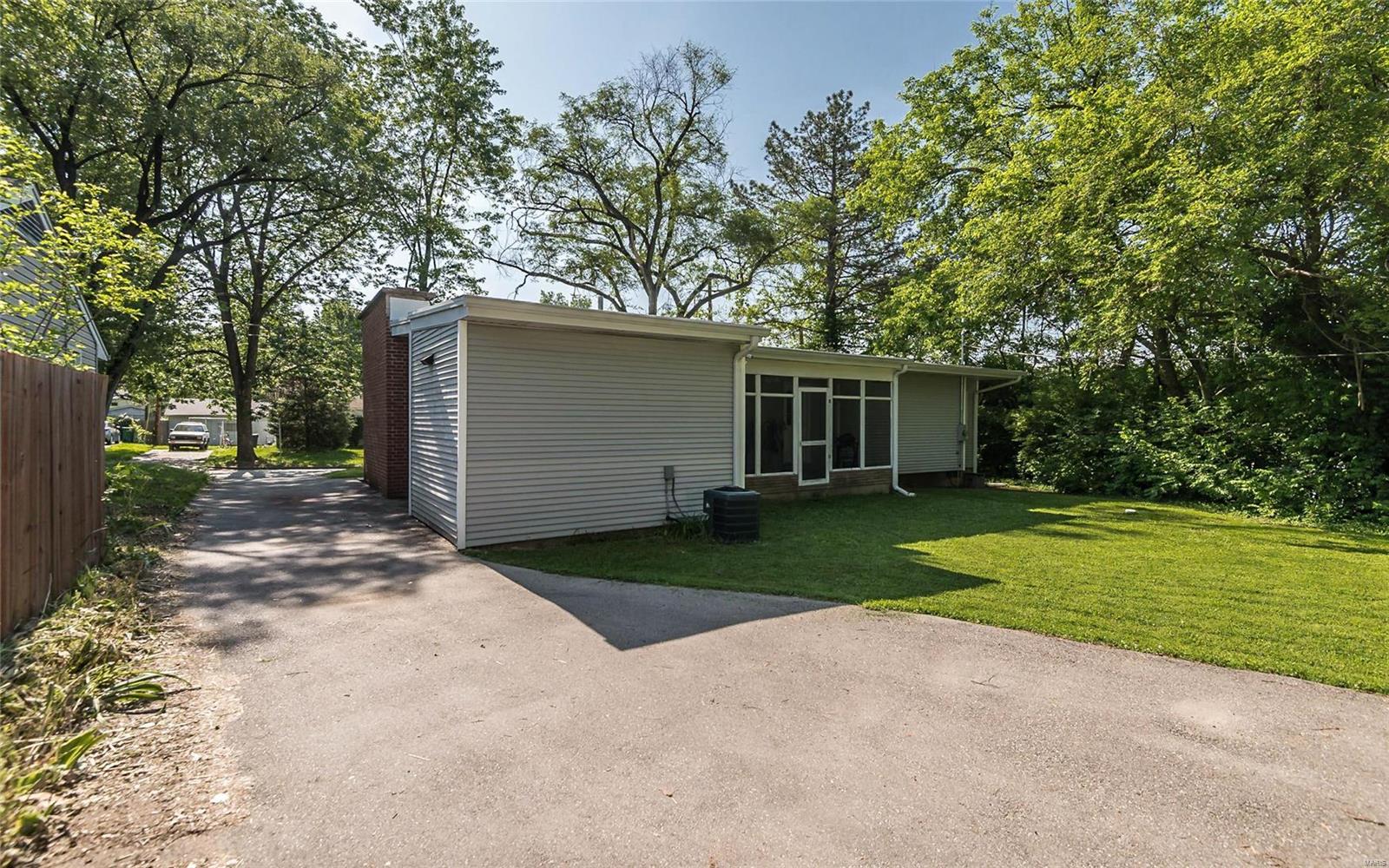 2809 Bremerton Road St. Louis, MO 63144 - Photo 24 of 24 Gallery Image 24