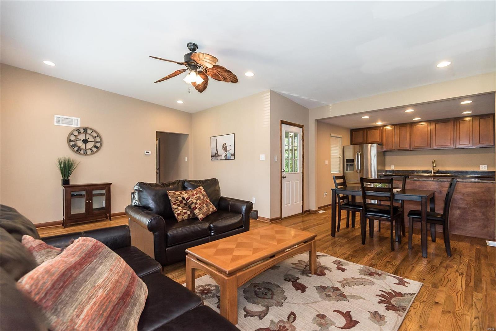 2809 Bremerton Road St. Louis, MO 63144 - Photo 5 of 24 Gallery Image 5