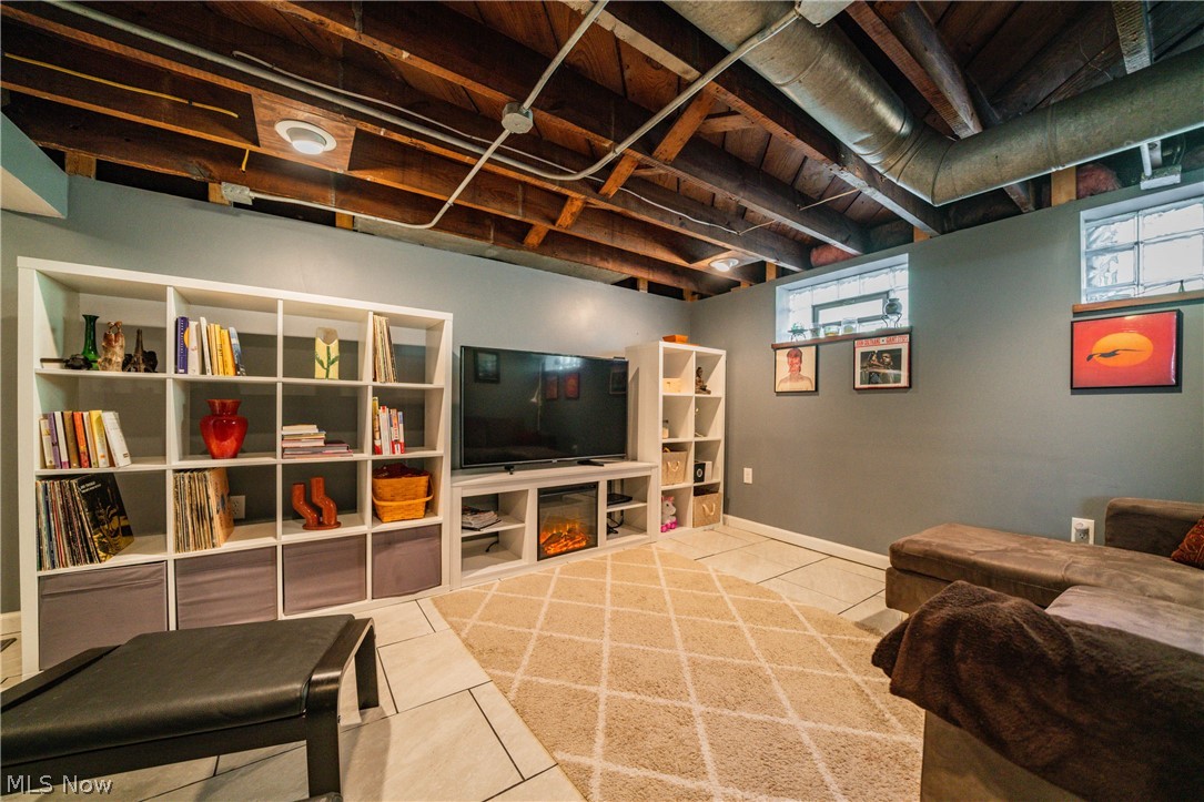 10525 Baltic Road Cleveland, OH 44102 - Photo 26 of 33 Gallery Image 26