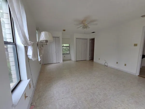 $2,100 | 335 Goat Creek Cutoff Road West, Kerrville, TX 78028