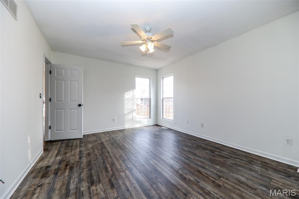 440 Pheasant Lane Moro, IL 62067 - Photo 13 of 25