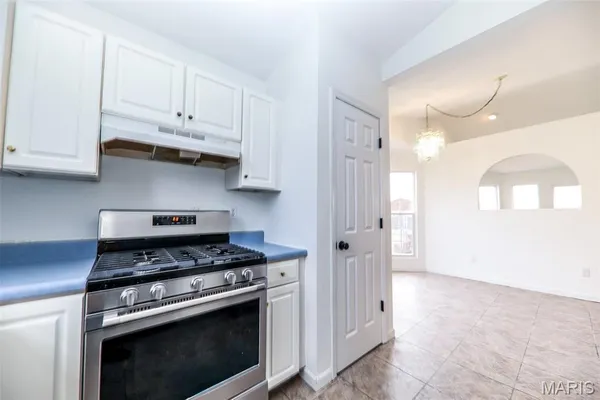 $260,000 | 440 Pheasant Lane, Moro, IL 62067